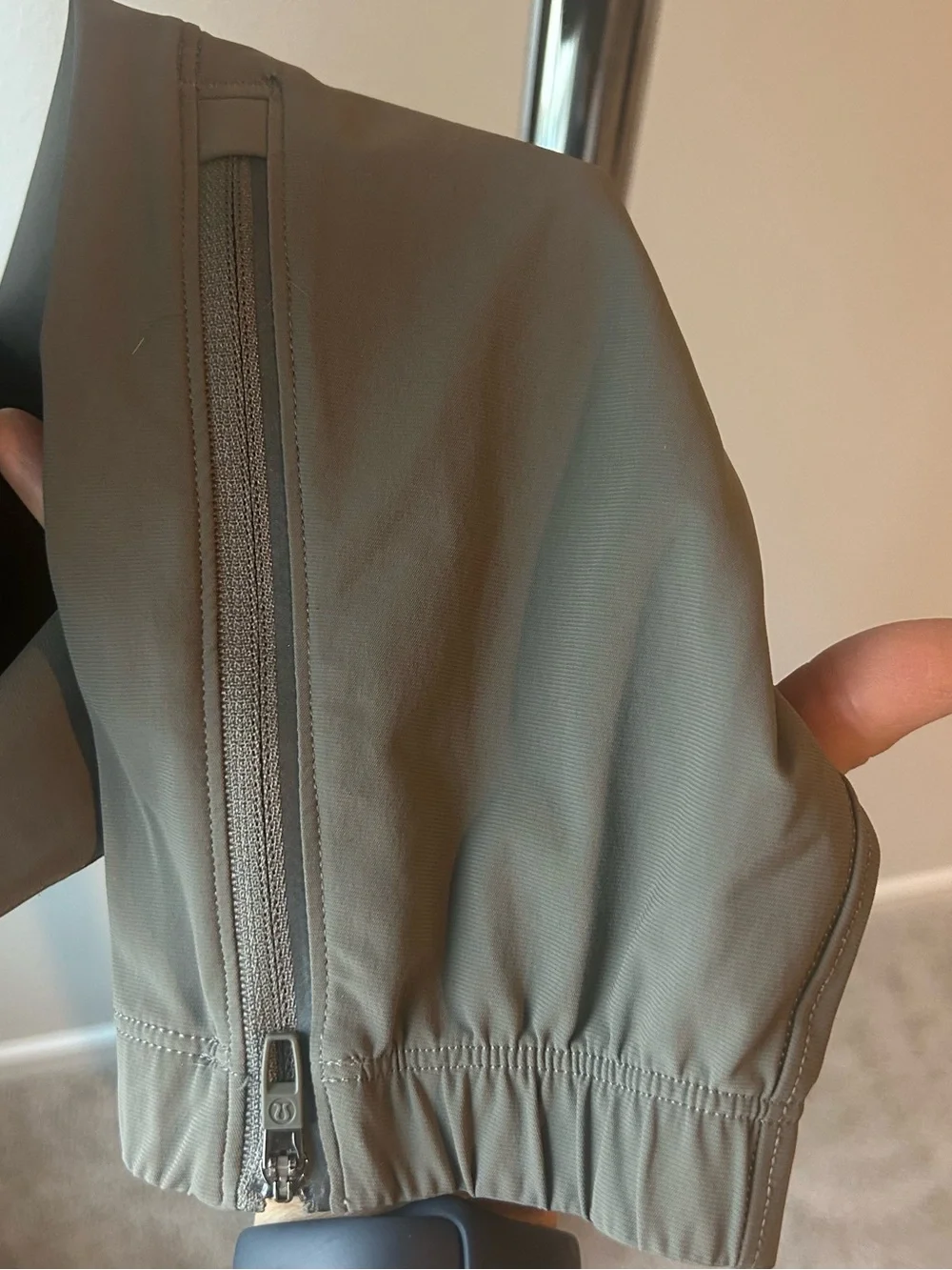 Lululemon Surge Joggers Size Medium in Rover (gray brown) GUC - Picture 10 of 12